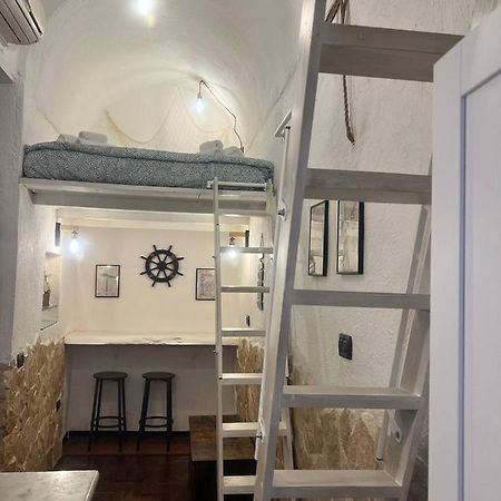 شقة La Stiva In Centro Storico نابولي المظهر الخارجي الصورة