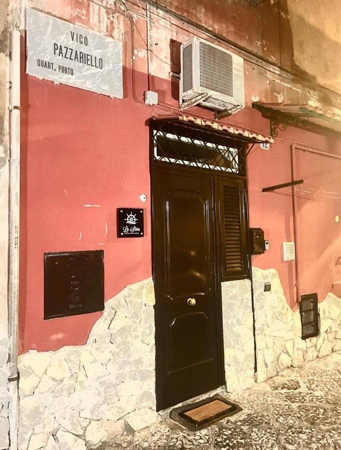 شقة La Stiva In Centro Storico نابولي المظهر الخارجي الصورة
