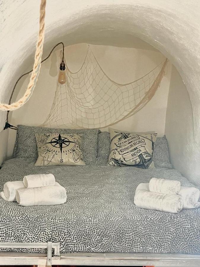 شقة La Stiva In Centro Storico نابولي المظهر الخارجي الصورة