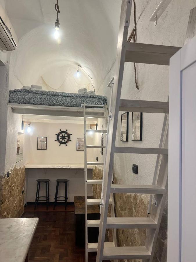 شقة La Stiva In Centro Storico نابولي المظهر الخارجي الصورة